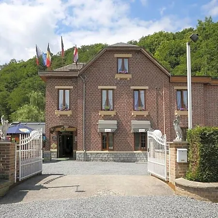Bed & Breakfast De L'aisne 4*